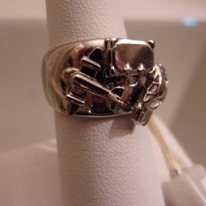 Nwts Morellato plane/car/suitcase ring size 7.